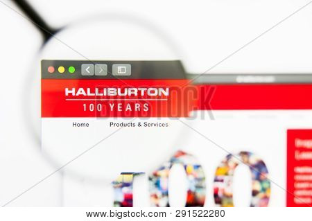 Los Angeles, California, Usa - 25 March 2019: Illustrative Editorial Of Halliburton Website Homepage