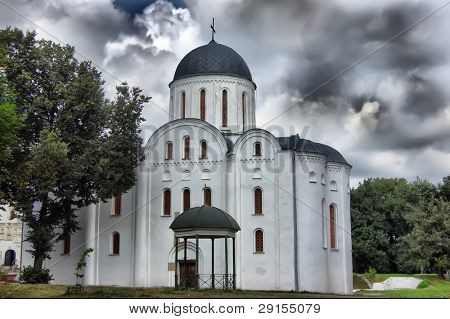 HDR.Sobór starej rosyjskiej w zabytkowym rosyjskim mieście Czernigow, Ukraina