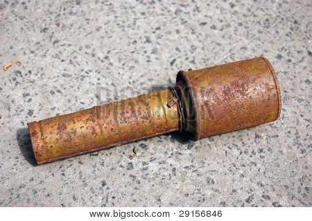 เก่า rusted สงครามโซเวียตโลกมือระเบิด RGD-33