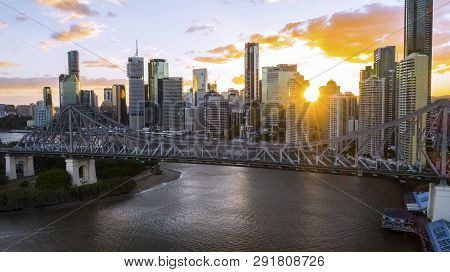 Brisbane, Australia - February 22 2019: Colourful Sunset Over Brisbane Cityscape With The Story Brid