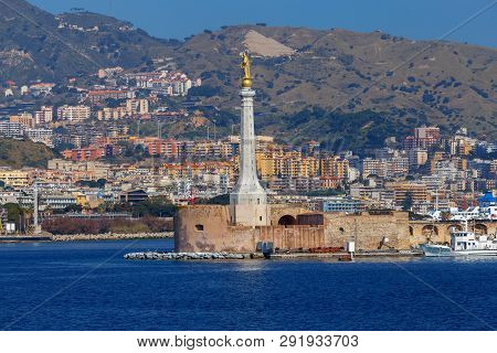 Statue Of The Madonna Della Lettera On The Breakwater. Messina. Italy. Sicily.