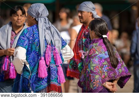 Zinacantan, Chiapas, Mexico, Sept 21, 2018: Group Of Mexican People With Traditional Dress With Flor