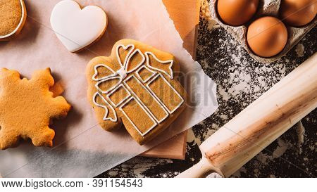 Christmas Cookies. Festive Bakery. Gingerbread Present Biscuit. Homemade Figured Sweets Decorated Wh