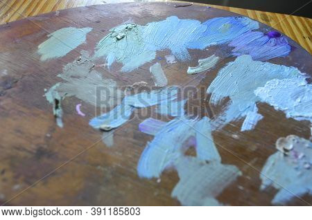 Painter Palette With Colours