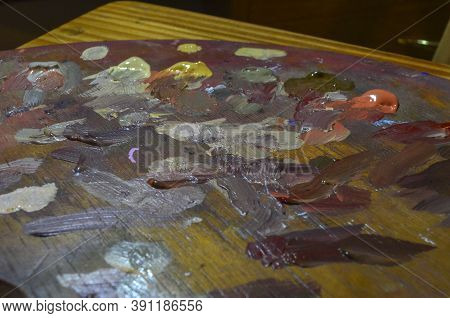 Painter Palette With Colours
