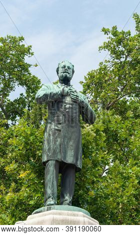 Vienna, Austria - July 30, 2019: Statue Of Austrian Politician, Mayor Of Vienna, Founder Of Austrian