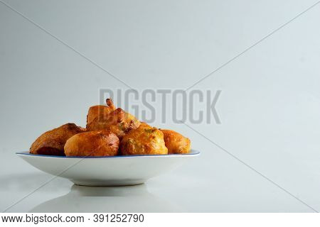Fresh And Tasty Mysore Bonda Kept Ready In A Plate To Be Served