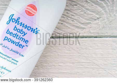 Kuala Lumpur, Malaysia - October 19, 2020 : Johnson And Johnson Baby Bedtime Powder Talcum On Wooden