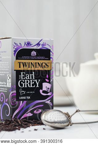 London, Uk - October 21, 2020: Box Of Twinings Earl Grey Loose Tea With Ceramic Teapot And Vintage S