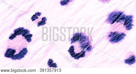 Pattern Leopard. Zoo African Fashion Surface Print. Drawn By Hand Exotic Texture Design. Purple, Blu