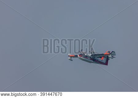 Lost Creek Lake Near Prospect,  Oregon / Usa - September 7, 2014:  A Small Fire Fighting Plane Prepa
