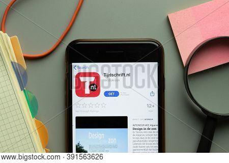New York, Usa - 26 October 2020: Tijdschrift.nl Tijdschrift Mobile App Logo On Phone Screen Close Up