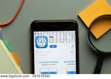 New York, Usa - 26 October 2020: Hes Mobile App Logo On Phone Screen Close Up, Illustrative Editoria