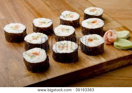Owoce morza japońskiego sushi