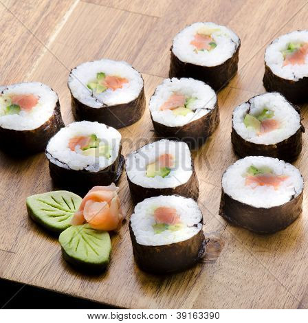 Owoce morza japońskiego sushi