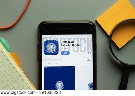 New York, Usa - 26 October 2020: Carteira De Trabalho Digital Mobile App Logo On Phone Screen Close 