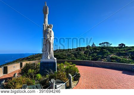 San Diego - July 17, 2020: Juan Rodri­guez Cabrillo Statue And Panorama Of San Diego, California