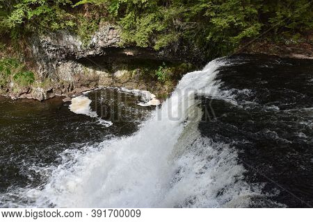 Wadsworth Falls State Park In Middletown, Connecticut