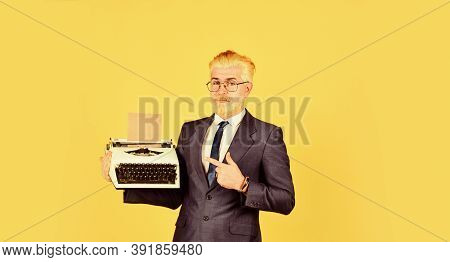 Digital Business. Vintage Typewriter. New Technology. Copy Space. Successful Businessman Use Retro T