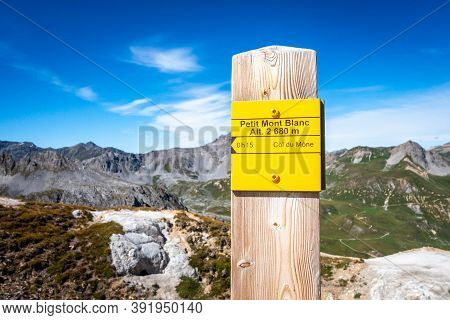 Pralognan/france - August 26, 2020 : Trail Sign Board In Vanoise National Park
