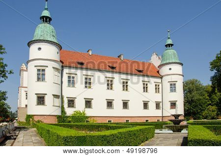 Hrad v Baranow Sandomierski, Polsko