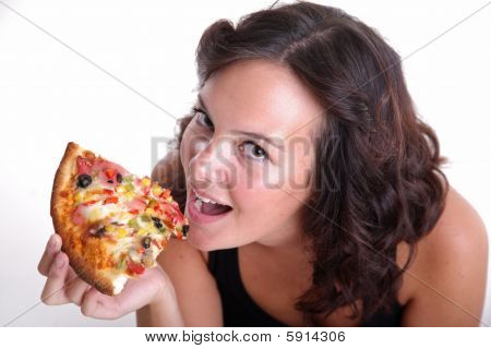 Mädchen zu essen pizza
