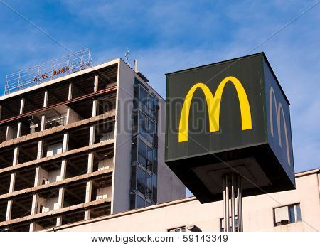 Mcdonalds Sign