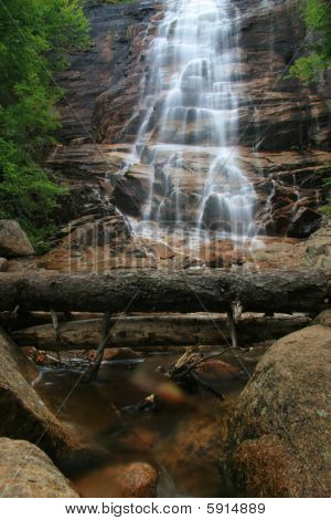 Silkeblød Arethusa Falls