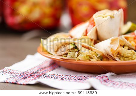 tortillas with dip