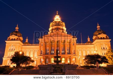 Iowa state capitol
