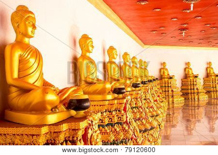 Buddha statue