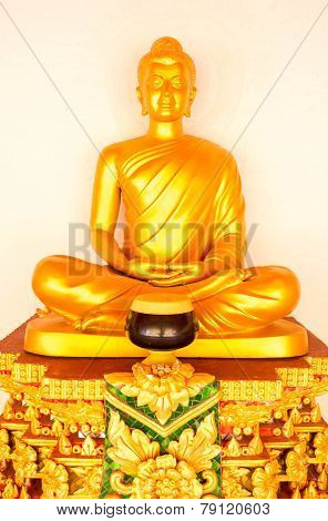 Buddha statue
