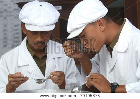 tea tester