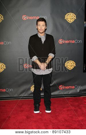LAS VEGAS - APR 21:  Kevin Connolly at the Warner Brothers 2015 Presentation at Cinemacon at the Caesars Palace on April 21, 2015 in Las Vegas, CA