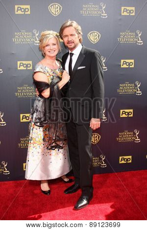 LOS ANGELES - APR 26:  Mary Beth Evans, Stephan Nichols at the 2015 Daytime Emmy Awards at the Warner Brothers Studio Lot on April 26, 2015 in Burbank, CA