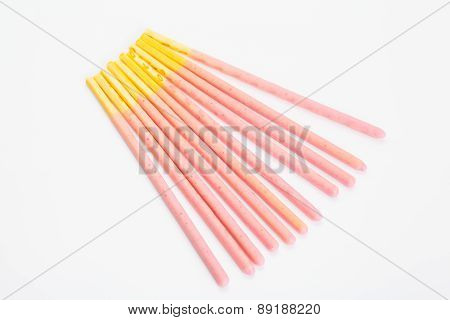 Biscuit stick strawburry coated