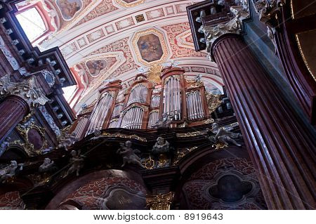 Fara-Kirche
