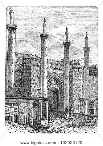 Tehran. -Former South Gate, vintage engraved illustration. Historic gate in Tehran. Trousset encyclopedia (1886 - 1891).