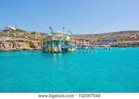Tour Boats Blue Lagoon