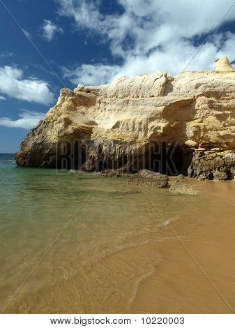 pastoral Praia de Rocha sahil kısmında