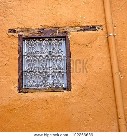Window In Morocco Africa  Orange   Historical