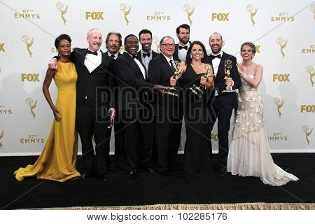 LOS ANGELES - SEP 20:  VEEP Cast and Producers at the Primetime Emmy Awards Press Room at the Microsoft Theater on September 20, 2015 in Los Angeles, CA