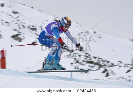 ZAUCHENSEE AUSTRIA. 06 JANUARY 2011.  Dominique Gisin (SUI) takes to the air in the first training run for the downhill race part of FIS Alpine World Cup, in Zauchensee Austria.