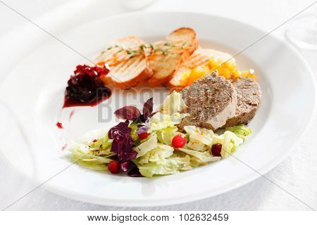 pate with salad