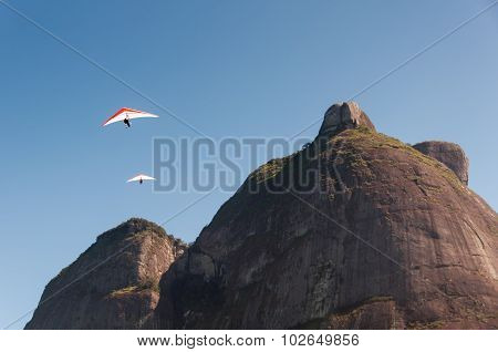 Hang Gliding from the Mountain