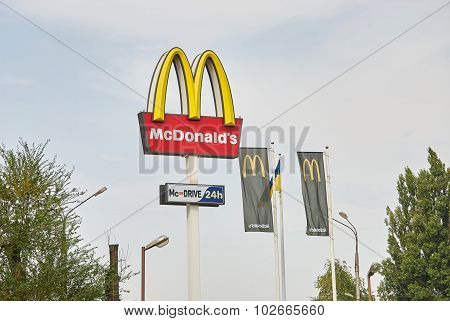 Logo Of Mcdonalds