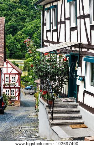 A steep alley in the old town of Ortenberg, Germany