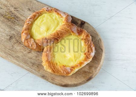 Huit Pastry