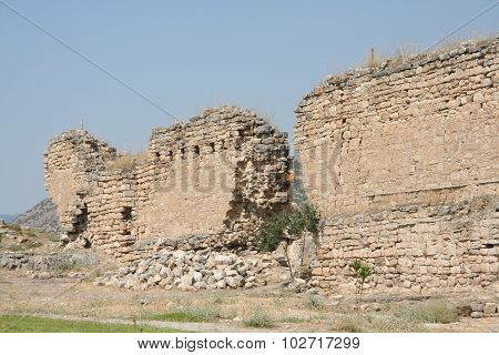 Ancient ruins in Hierapolis, Pamukkale, Turkey.