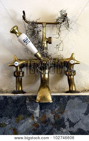 Old Bath Taps